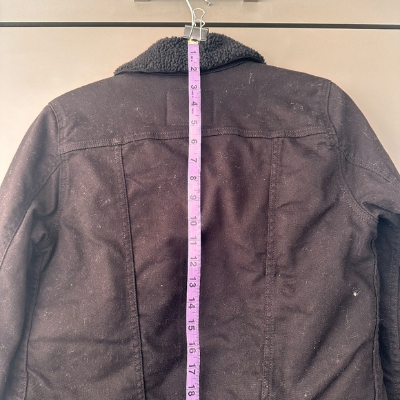 Vintage Levi's Shearling-Lined Jean Jacket - Picture 2 of 6